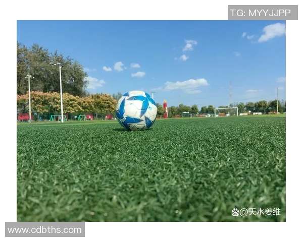 《足球星期天:感受激情与梦想交织的音乐旋律》 《足球星期天:感受激情与梦想交织的音乐旋律》