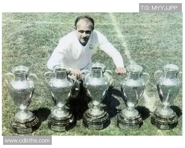 全球十大弧形进球足球球星精彩瞬间回顾 他们的弯道射门技惊四座 全球十大弧形进球足球球星精彩瞬间回顾 他们的弯道射门技惊四座