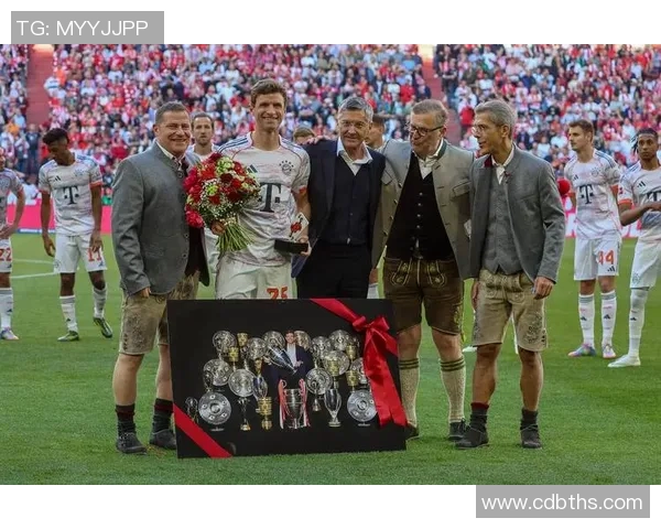 德国足球传奇球星:从贝肯鲍尔到穆勒的辉煌历程与影响 德国足球传奇球星:从贝肯鲍尔到穆勒的辉煌历程与影响