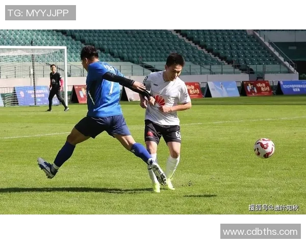 《梦之队对决足球争霸赛 星辉照耀绿茵场》 《梦之队对决足球争霸赛 星辉照耀绿茵场》